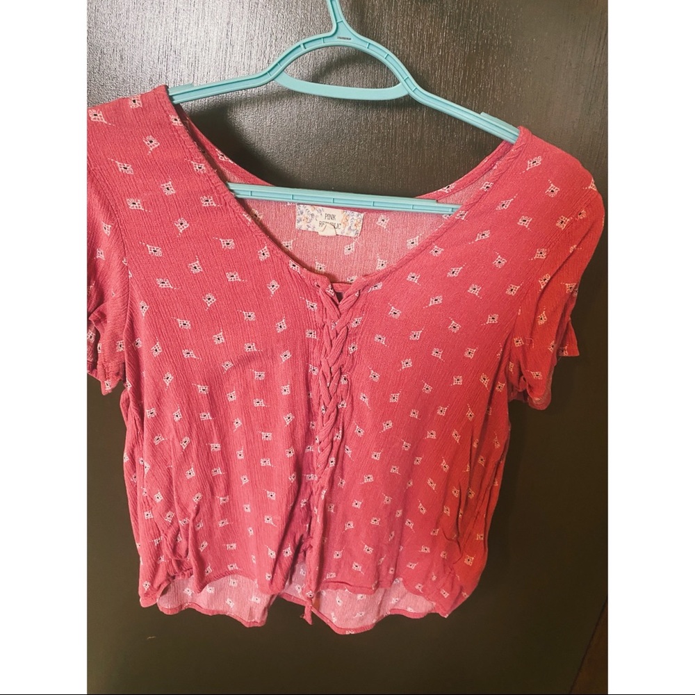Women’s pink republic top